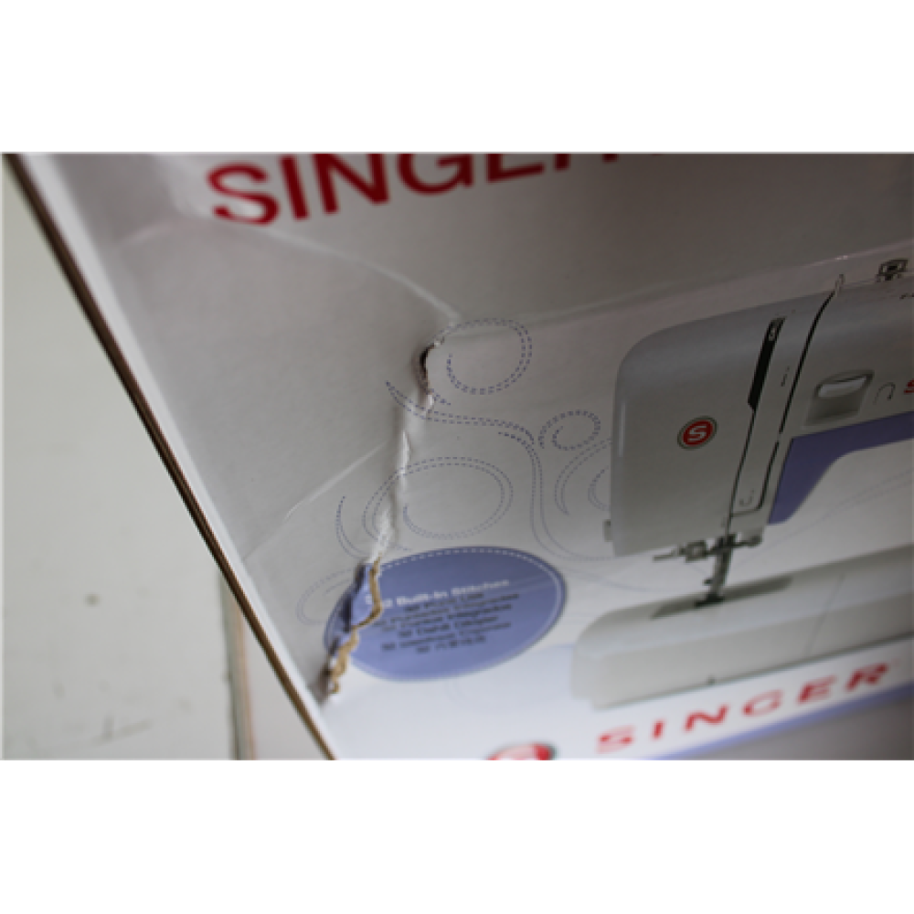 SALE OUT. Singer , Sewing Machine , Simple 3232 , Number of stitches 32 , Number of buttonholes 1 , White , DAMAGED PACKAGING