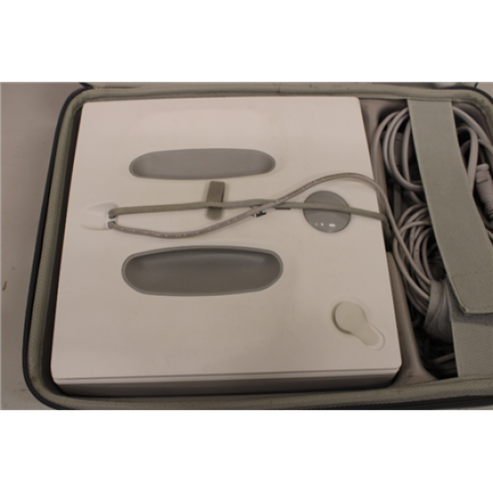 SALE OUT. HUTT , Windows Cleaning Robot , W66 , Corded , 2600 Pa , White , USED, SCRATCHED, DIRTY