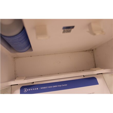SALE OUT. , Ecovacs Window Cleaning Robot , WINBOT W2S OMNI , Corded , 8000 Pa , White , DAMAGED PACKAGING AND PAINT, MISSING CLEANING BOTTLE. ITEM AND PARTS ARE SCRATCHED, DIRTY
