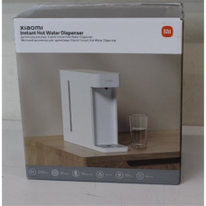 SALE OUT. Xiaomi Instant Hot Water Dispenser EU , Xiaomi , Instant Hot Water Dispenser EU , Water Dispenser , 2000 W , 3 L , Plastic , White , DEMO