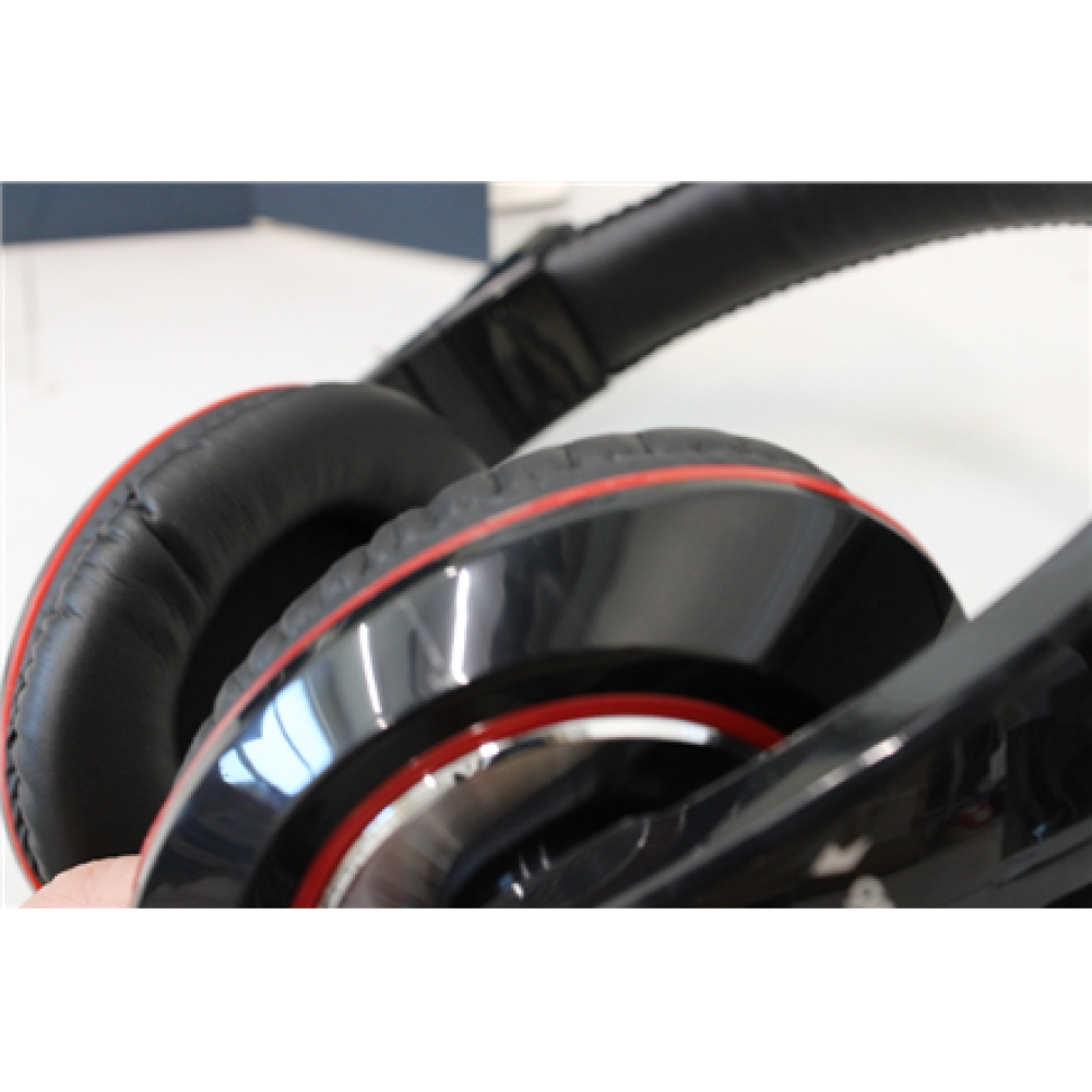 SALE OUT. Gembird MHS-U-001 USB headphones, glossy black , Gembird MHS-U-001 USB headphones , Built-in microphone , USB Type-A , Glossy black , DAMAGED PACKAGING, SCRATCHES SMALL ON SIDES