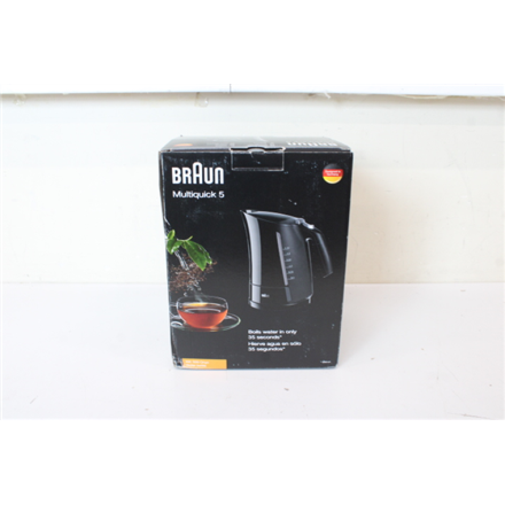 SALE OUT. Braun WK500BK Multiquick 5 Kettle, Power 3000 W, Capacity 1.7 L, Quick cooking function 35s, Black , Braun , Kettle , WK500BK Multiquick 5 , Standard , 3000 W , 1.7 L , Plastic , 360° rotational base , Black , DAMAGED PACKAGING