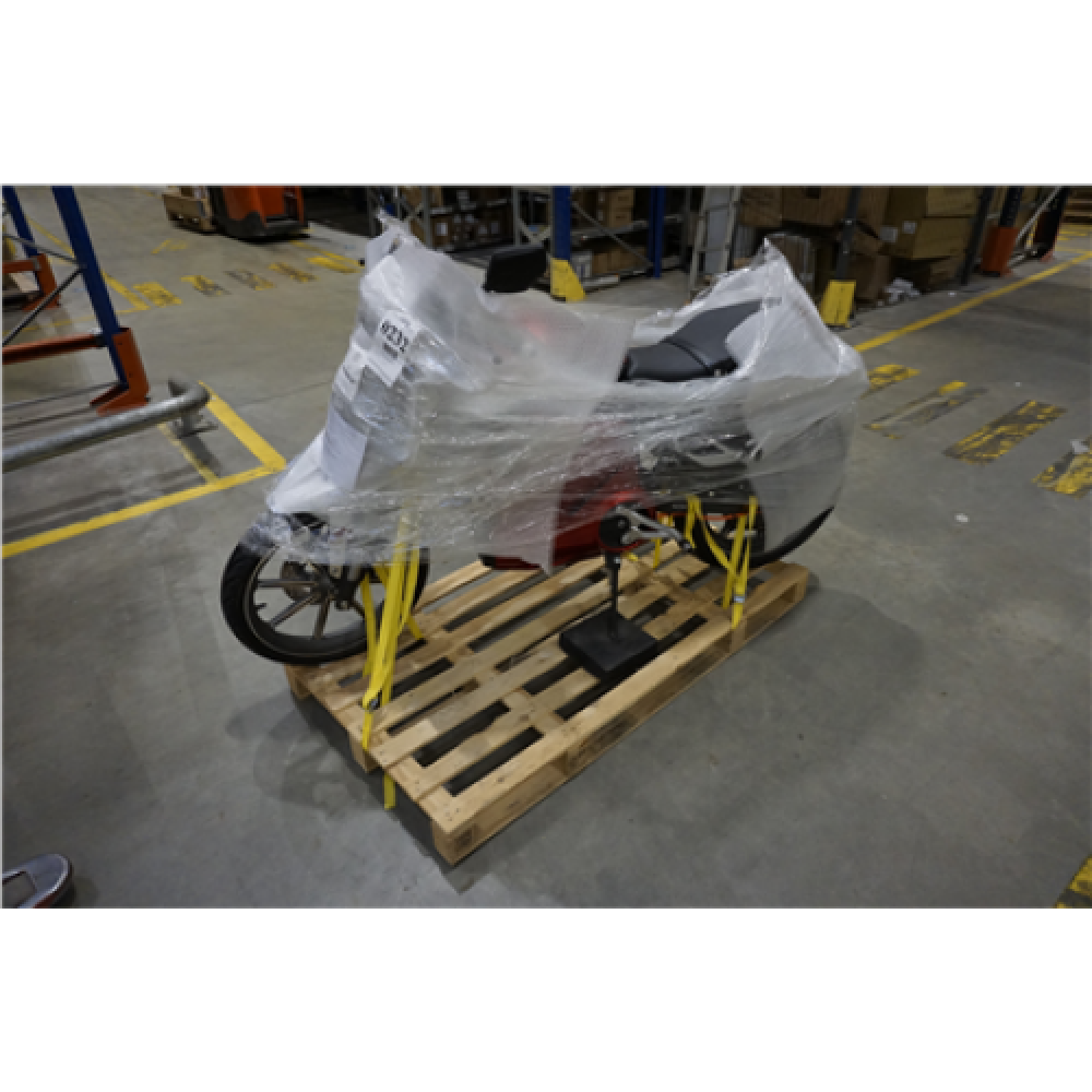 SALE OUT. SUPER SOCO Electric Motorcycle TSX, Red, L1e, 4G / DEMO SUPER SOCO TSx Red, L1e, 4G modem, Max speed 45 km/h, Distance per battery charge (max) 75 km, Warranty 24 month(s), Mileage warranty 20000 km