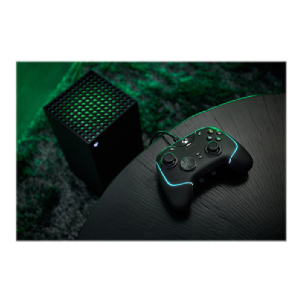 Razer Wolverine V2 Chroma Wired Gaming controller
