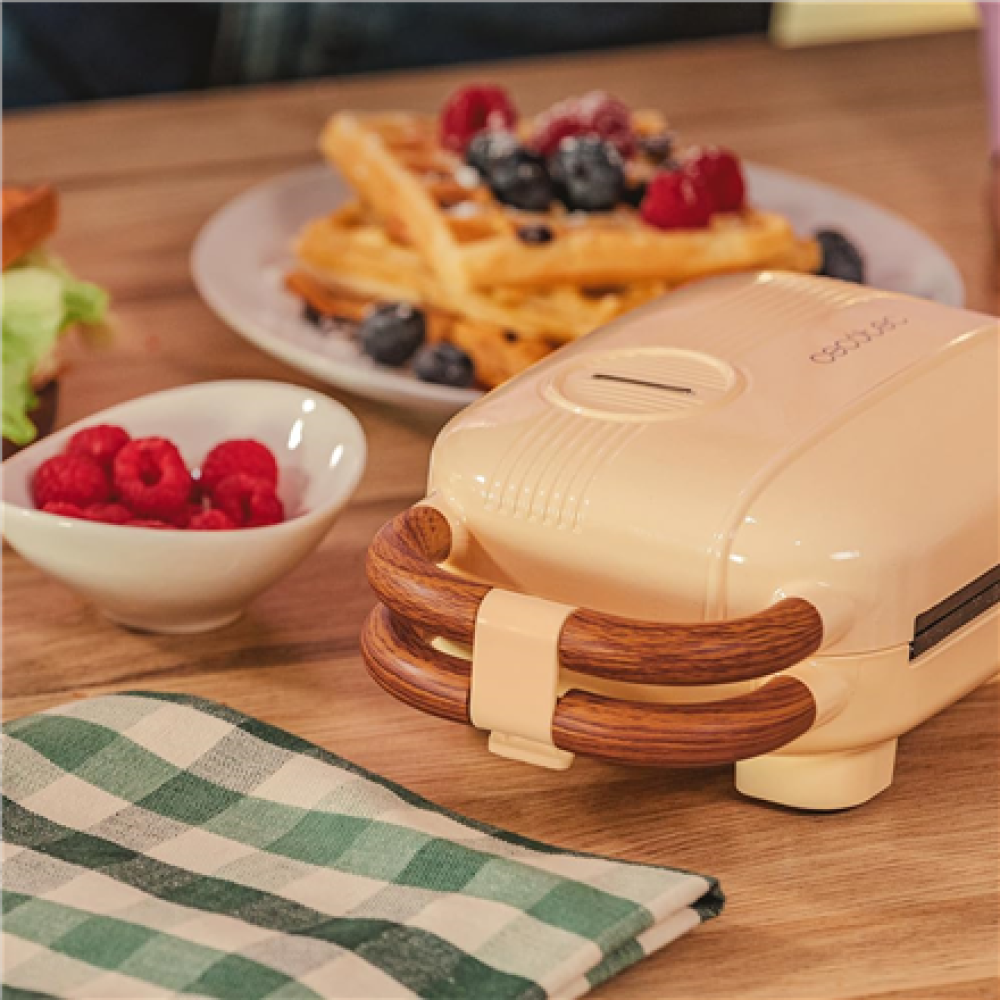 Cecotec Sandwich Maker , RocknToast Retro One Yellow Retro-style , 700 W , Number of plates 3 , Yellow