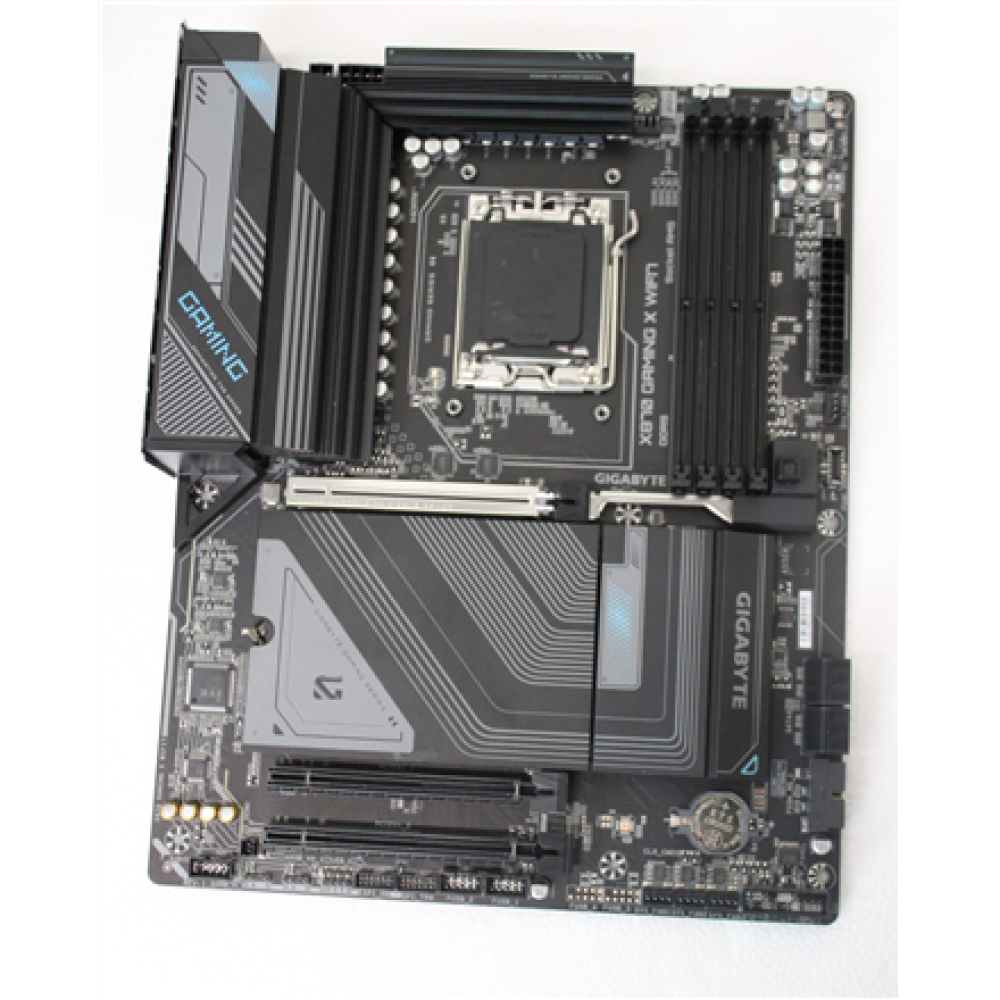 Gigabyte REFURBISHED, USED, WITHOUT INSTRUCTIONS, WITHOUT ORIGINAL BOX, WITHOUT ANTENNA