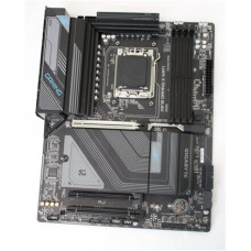SALE OUT. Gigabyte X870 GAMING X WIFI7 1.0 , Processor family AMD , Processor socket AM5 , DDR5 , Supported hard disk drive interfaces SATA, M.2 , Number of SATA connectors 4 , REFURBISHED, USED, WITHOUT INSTRUCTIONS, ORIGINAL BOX, ANTENNA