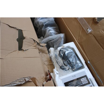 SALE OUT. Ninebot by Segway eKickScooter E3 Pro E , Segway E3 Pro E , eKickScooter , 800 W , Up to 25 km/h , 10 , 24 month(s) , Silver and Gray , DAMAGED PACKAGING AND PAINT. DIRTY, SCRATCHED, INSTALLATION MARKS