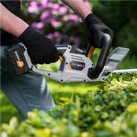 Batavia B.V. , Cordless Hedge Trimmer 560mm, Without battery and charger - 18V , Trimmer
