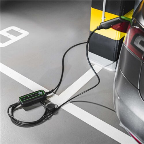 Green Cell , EV16 , GC EV PowerCable 3.6kW Schuko Type 2 mobile charger for charging electric cars and Plug-In hybrids , 3.6 kW , 10/16 A , 6.5 m , Black