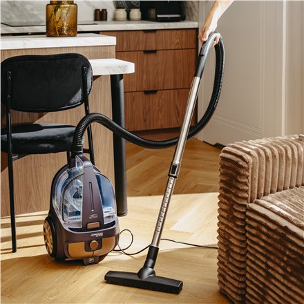 Adler Cyclone Vacuum Cleaner , AD 7076 , Bagless , Power 3000 W , Dust capacity 3.5 L , Violet