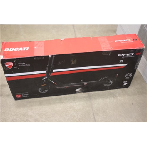SALE OUT. Ducati Electric Scooter PRO-III With Turn Signals, Black , Ducati branded , Electric Scooter PRO-III With Turn Signals , 350 W , 25 km/h , 10 , Black , 22 month(s)