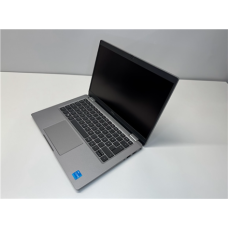 DELL Renew , REFURBISHED Grade B Dell Latitude 5330 , 13.3 , FHD , Intel Core i3 , i3-1215U , 16 GB , Solid-state drive capacity 256 GB , Intel UHD Graphics , Windows 11 Pro , Keyboard language Swedish , Keyboard backlit , Warranty 12 month(s)