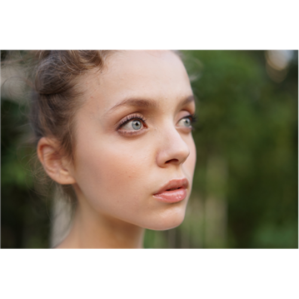 Sony , SEL-55F18Z E 55mm F1.8 portrait lens Zeiss , Sony