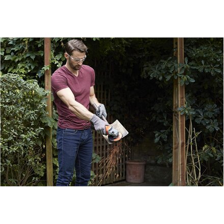 BLACK & DECKER Angle grinder , BEG010-QS , 710 W , 115 mm