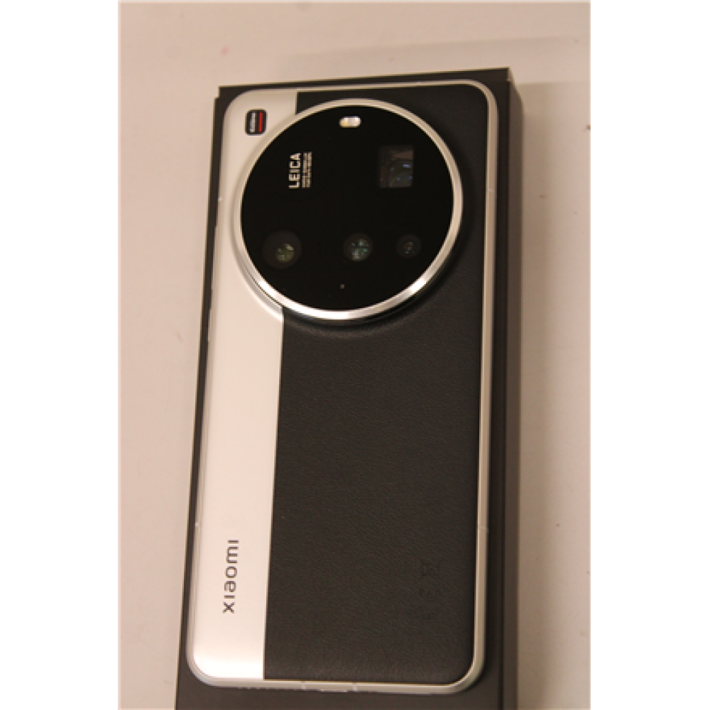 SALE OUT. , Xiaomi , 15 Ultra , Silver Chrome , 6.73 , LTPO AMOLED , 1440 x 3200 pixels , Qualcomm , Snapdragon , Internal RAM 16 GB , 512 GB , 802.11 a/b/g/n/ac/6e/7 , Dual SIM , Main camera resolution 200+50+50+50 MP , Secondary camera resolution 32 MP 