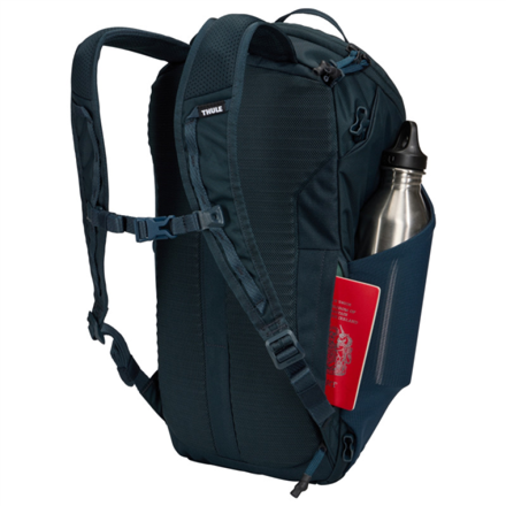 Thule Landmark, 70 L , Travel pack , Darkest Blue