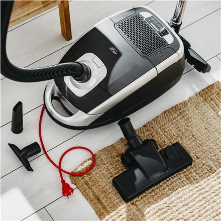 Adler Vacuum Cleaner , AD 7069 , Bagged , Power 3200 W , Dust capacity 3.5 L , Black