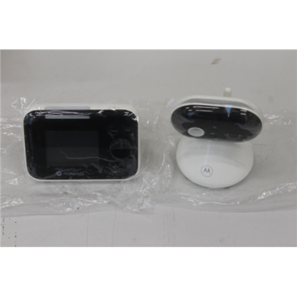 SALE OUT. Motorola , 2.8 diagonal color screen; 2.4GHz FHSS wireless technology for in-home viewing; Digital zoom; Secure and private connection; LED sound level indicator; Two-way talk; Room temperature monitoring; Infrared night vision; High sensitivity