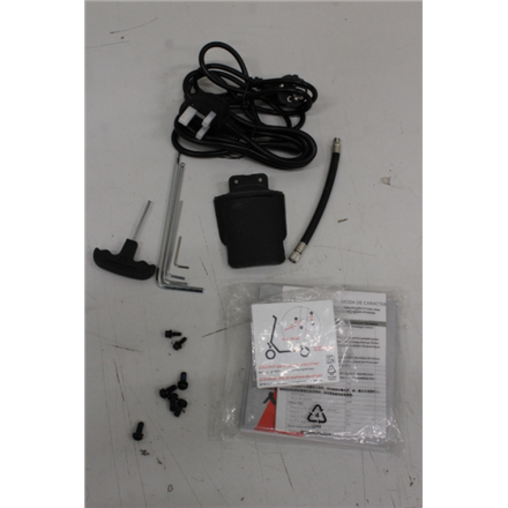 SALE OUT. Ninebot by Segway eKickScooter MAX G3 E , Segway , MAX G3 E , eKickScooter , 2000 W , Up to 25 km/h , 11 , Black , DAMAGED PACKAGING, SCRATCHED PAINT, REFURBISHED